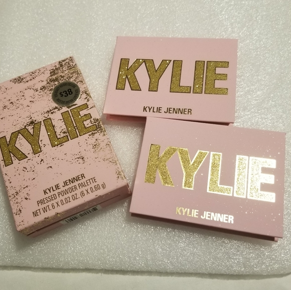 Kylie Jenner Ulta Holiday Pressed Powder Palette